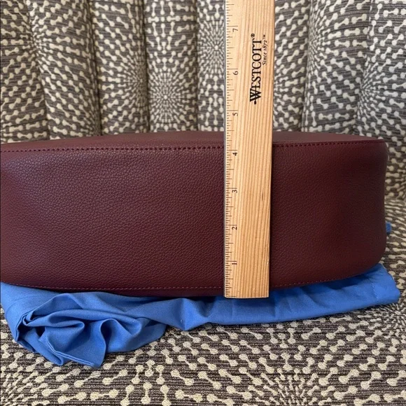 BAGGU Medium Recycled Leather Crescent Shoulder Bag Mahogany Burgundy NWT - Picture 12 of 14